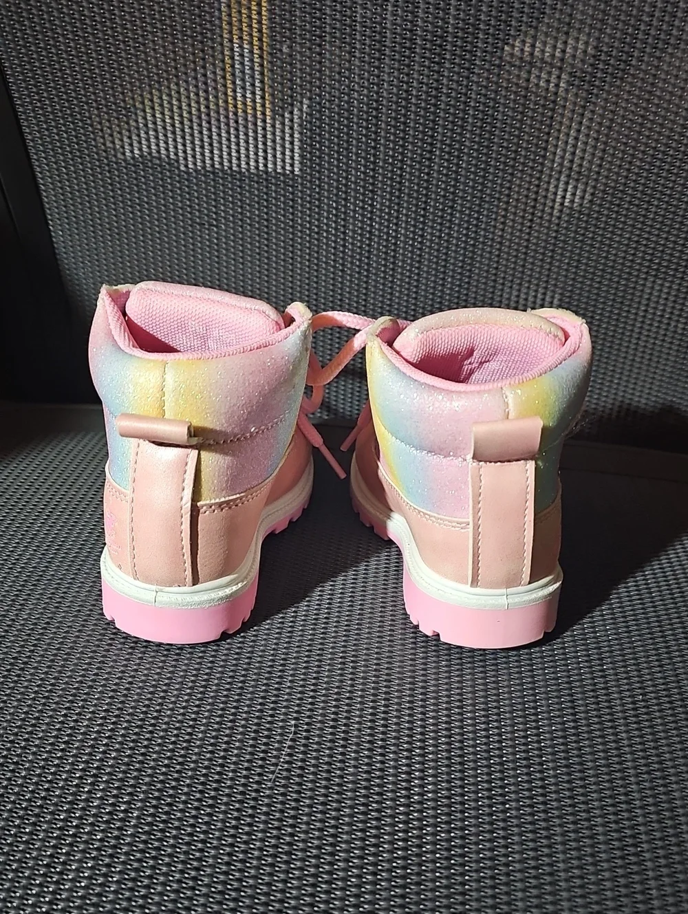 Nwot Beverly Hills Polo Club Pink Lace-Up Kids Ankle Boots with Rainbow Collar